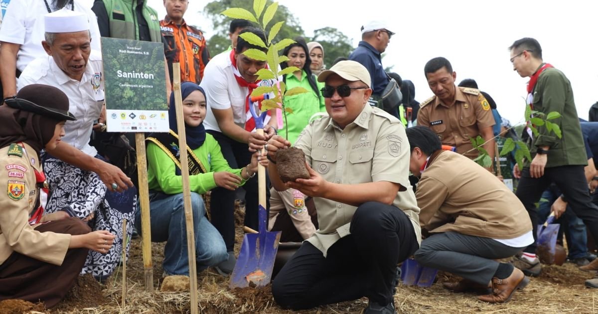 Jawab Krisis Iklim, Bogor Canangkan Gerakan Tanam Serentak 40 Hektar Hutan Kota